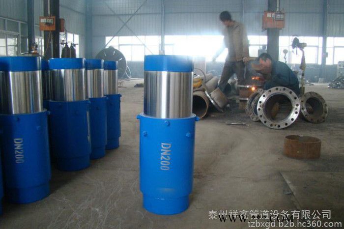 套筒补偿器 双向套筒补偿器 注油式套筒补偿器 直埋补偿器 直流无推力套筒补偿器 无推力套筒补偿器 石墨注填式套筒补偿器图5